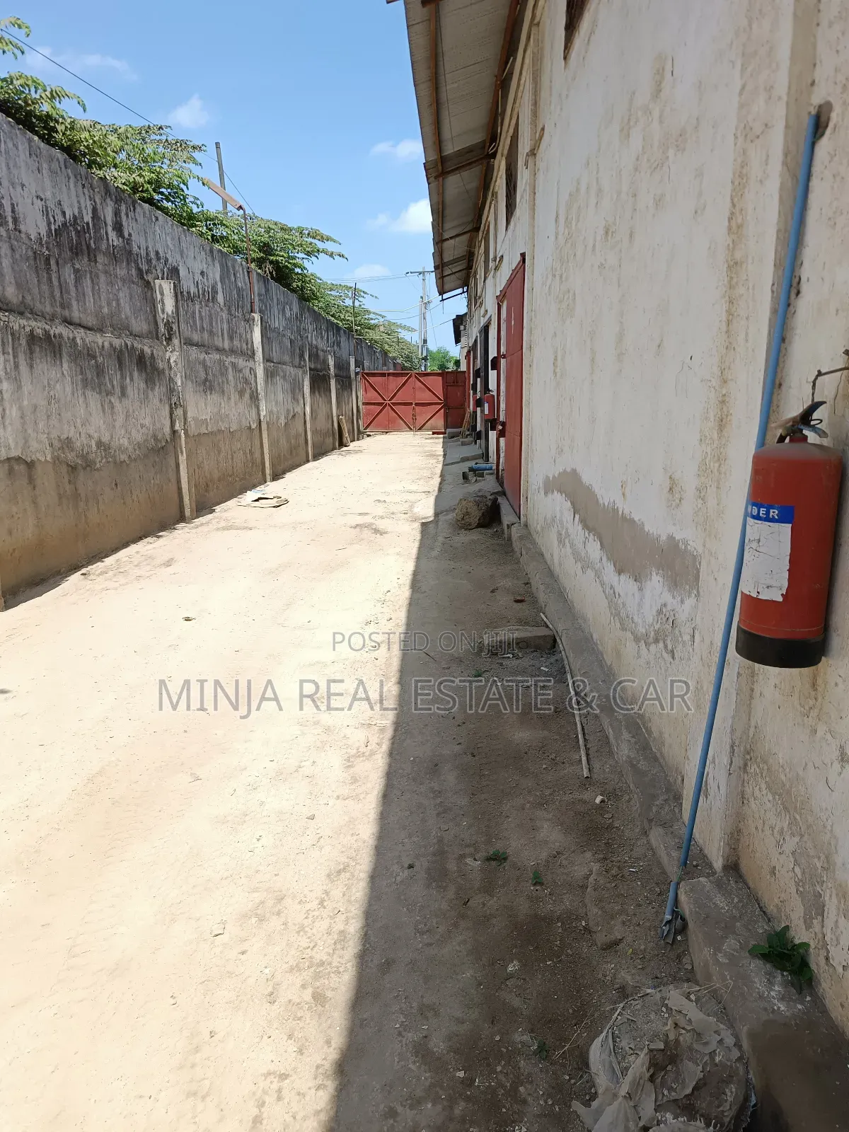 Warehouse/Godown for Rent Jet Lumo Pugu Toad