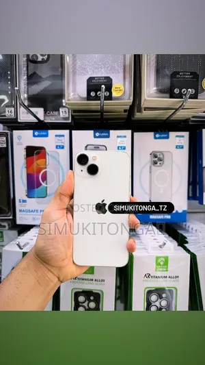 New Apple iPhone 13 128 GB White