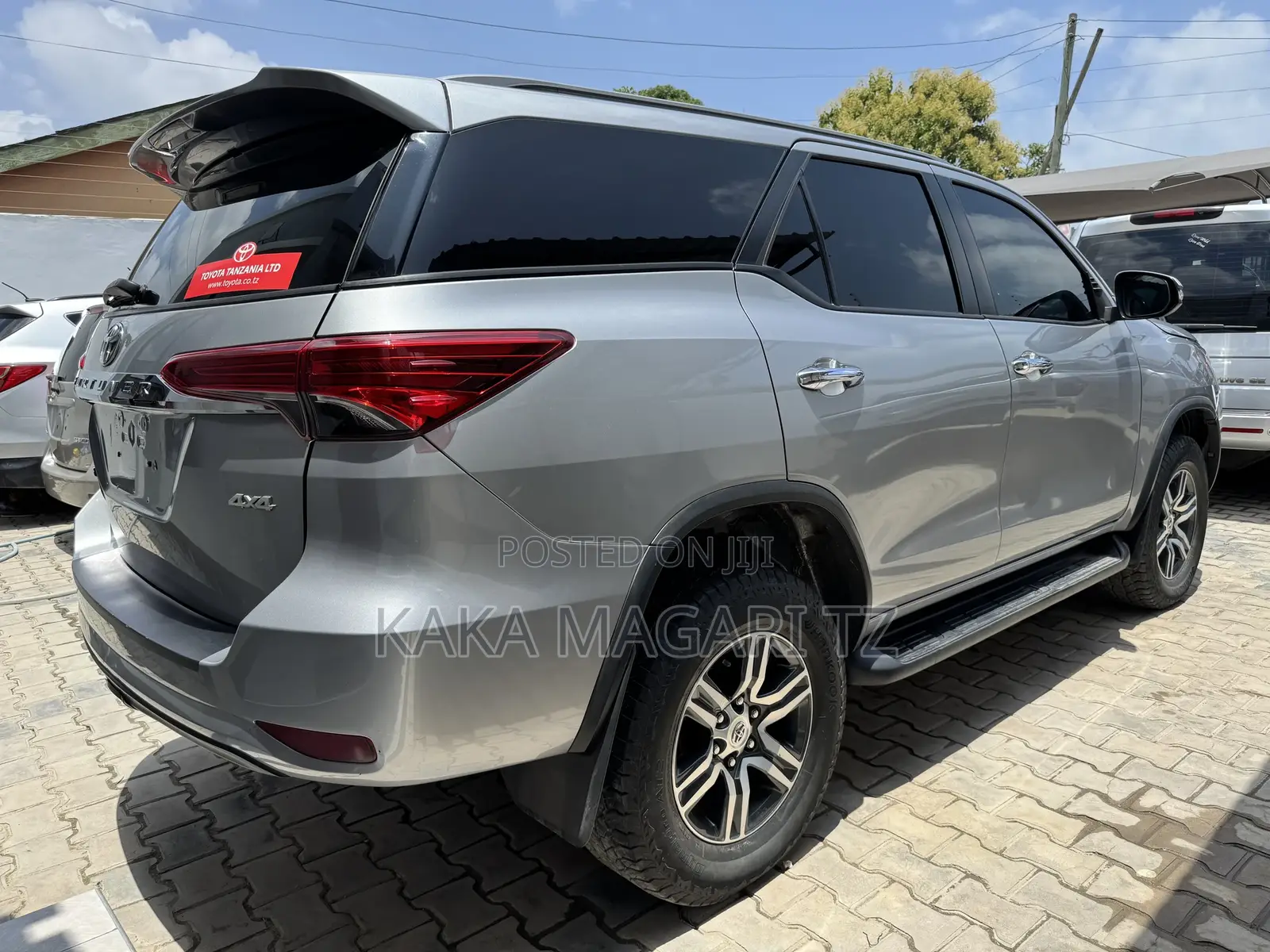 Toyota Fortuner 2019 Silver