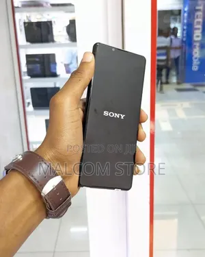 New Sony Xperia 5 128 GB Black