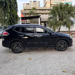 Nissan X-Trail 2015 Black