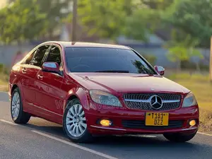Mercedes-Benz C-Class 2009 Red