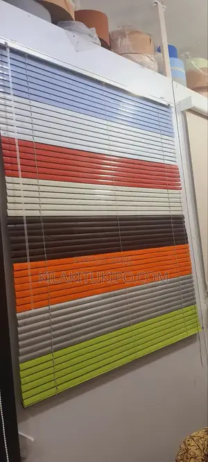 Plastic Window Blinds Multicolored