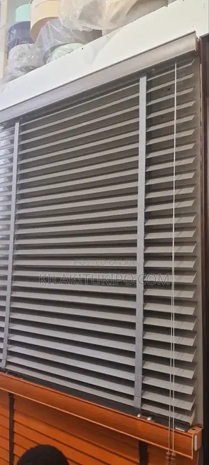 Wooden Blind Shade Gray