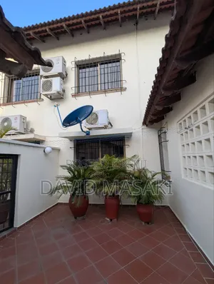Furnished 4bdrm Villa in Cozy Home, Msasani for rent