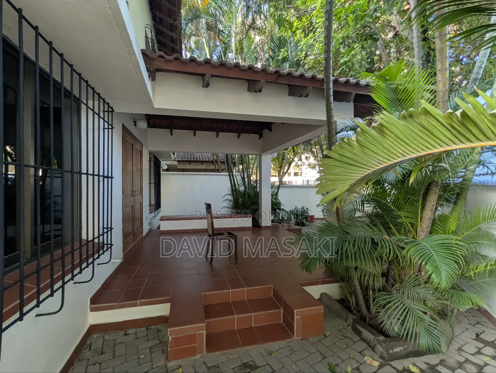 Furnished 4bdrm Villa in Cozy Home, Msasani for rent