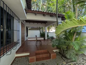 Furnished 4bdrm Villa in Cozy Home, Msasani for rent