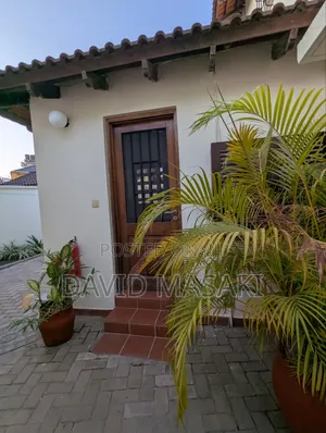 Furnished 4bdrm Villa in Cozy Home, Msasani for rent