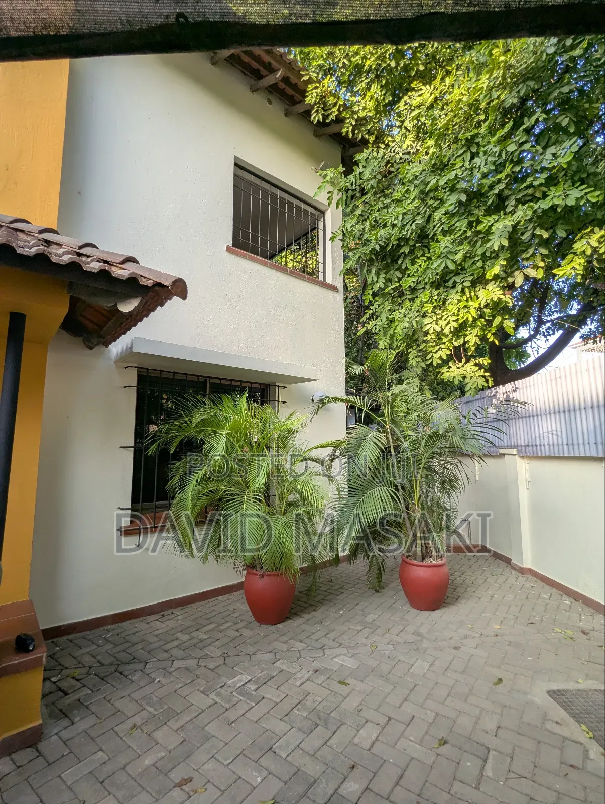 Furnished 4bdrm Villa in Cozy Home, Msasani for rent