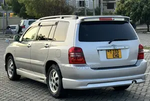 Toyota Kluger 2001 Silver