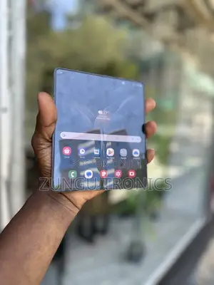New Samsung Galaxy Z Fold4 256 GB Black