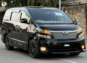 Toyota Vellfire 2010 Black