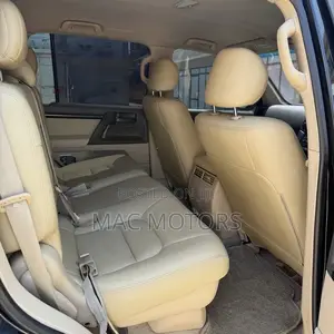 Toyota Land Cruiser 4.5 V8 GXR 2015 Black