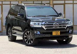 Toyota Land Cruiser 4.5 V8 GXR 2015 Black