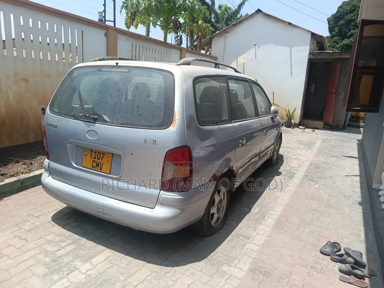 Hyundai Trajet 2005 Silver