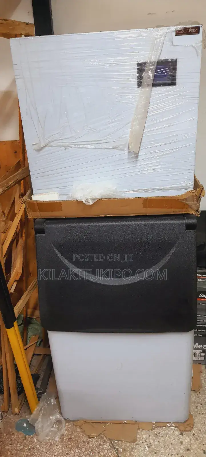 Commercial Ice Maker 200