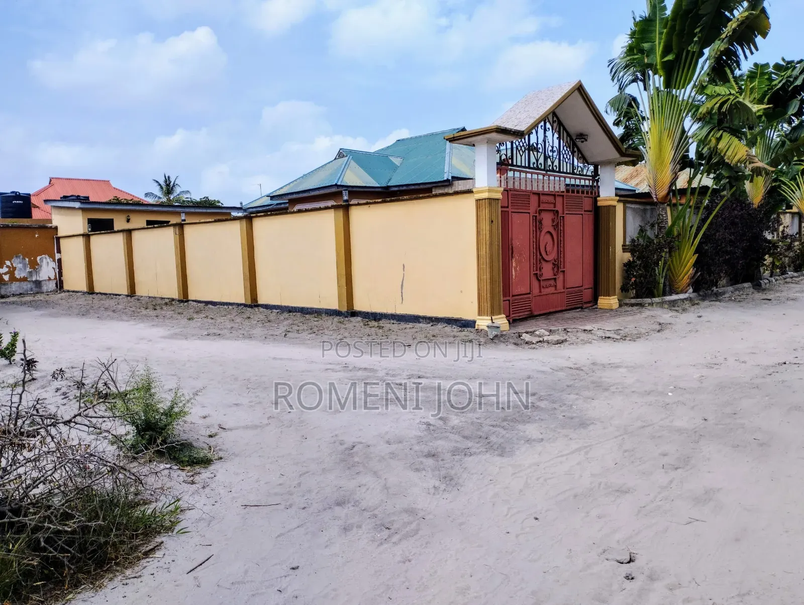 4bdrm Farm House in Tanzania Daresalaam, Ilala for sale