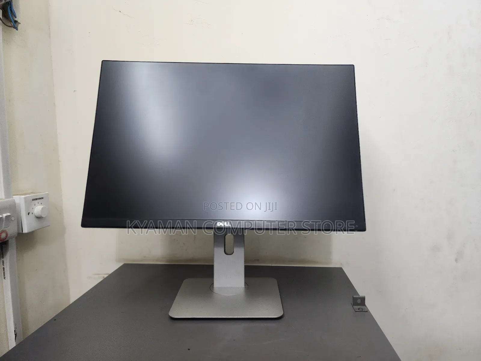 Monitor Dell Frame Less 24nch