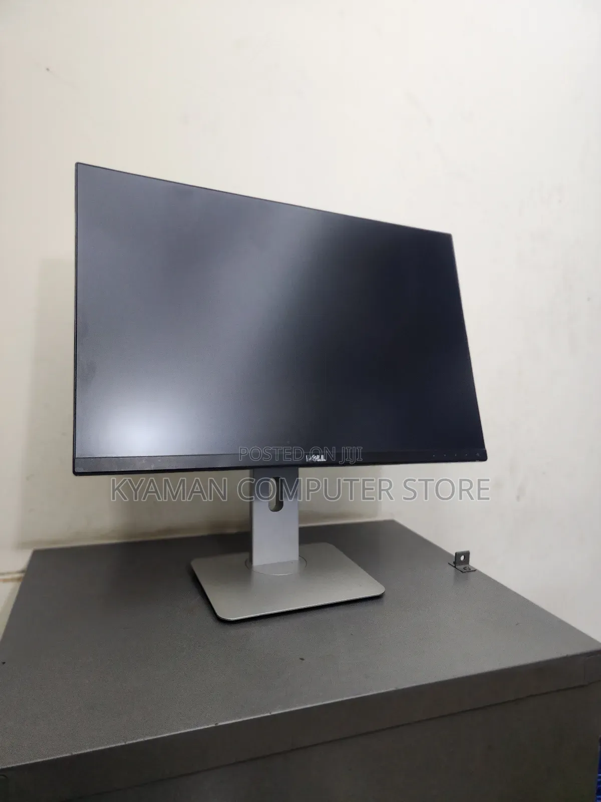 Monitor Dell Frame Less 24nch
