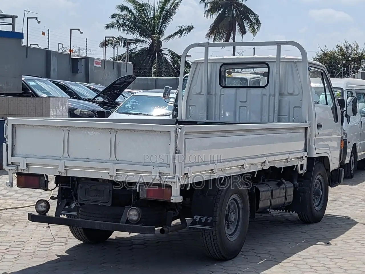 Toyota Dyna 1995 White