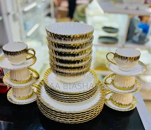 Dinner Set White and Gold