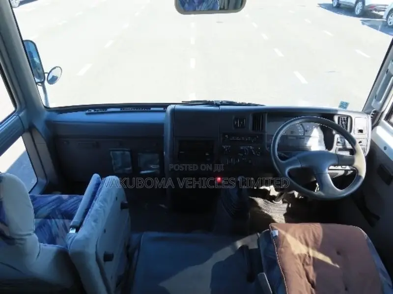 Nissan Civilian 2003 White