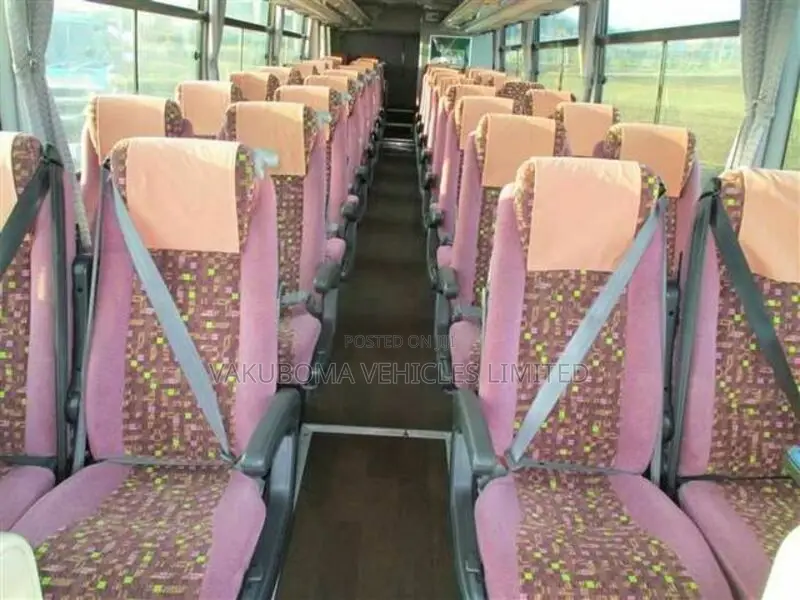 Isuzu Executive Bus 2009 White