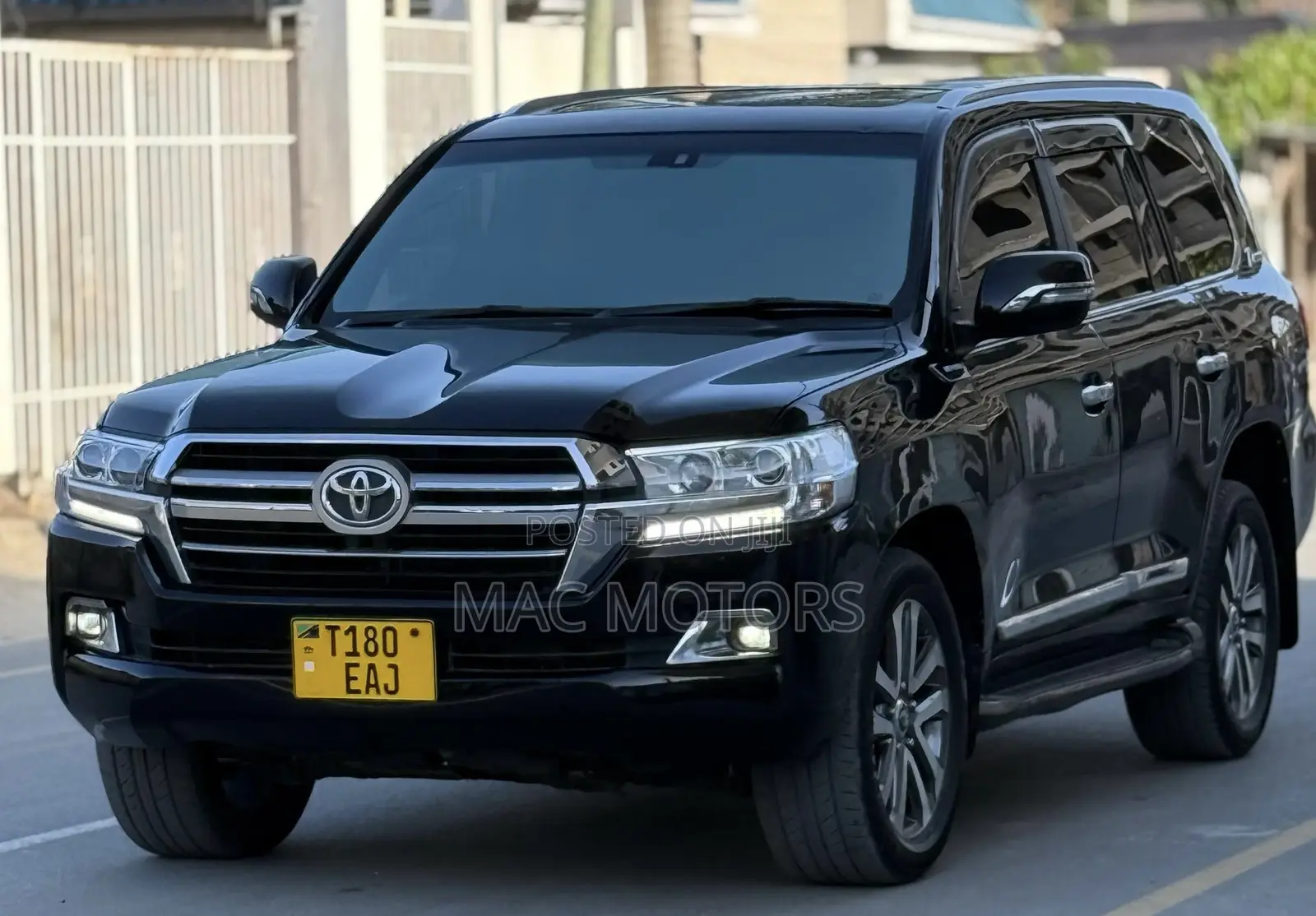 Toyota Land Cruiser 4.5 V8 VXR 2010 Black
