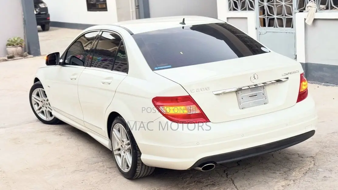 Mercedes-Benz C-Class C 200 Kompressor (W204) 2008 White