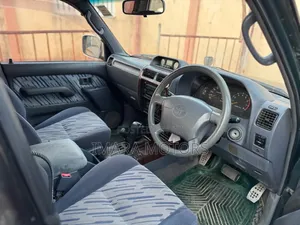 Toyota Land Cruiser Prado 2004 Green