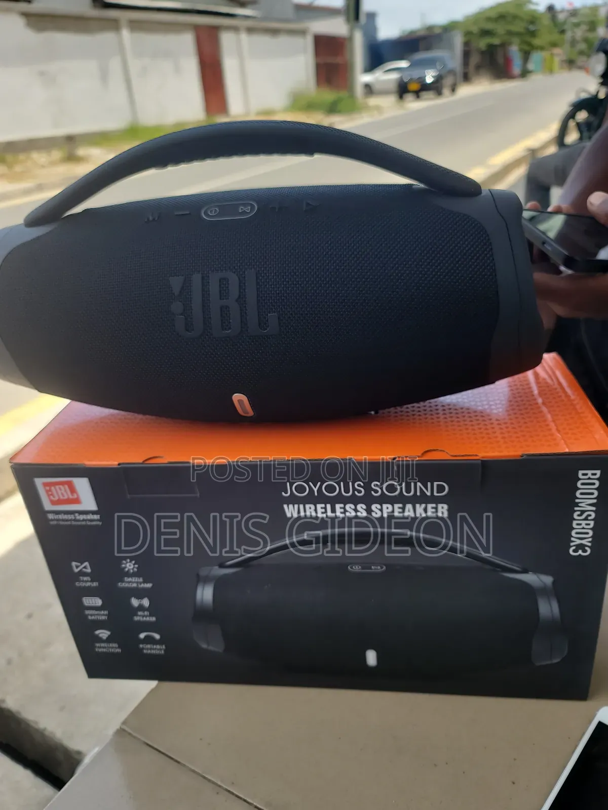 Boob Box 3 J