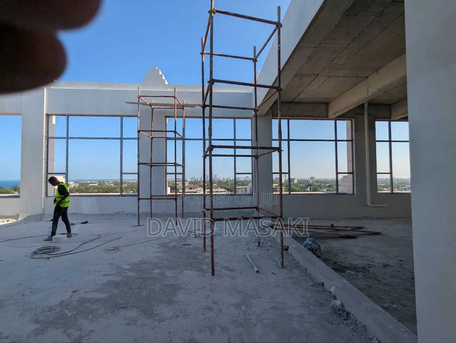 Roof Top for Restaurant or Functions Hall for Sale