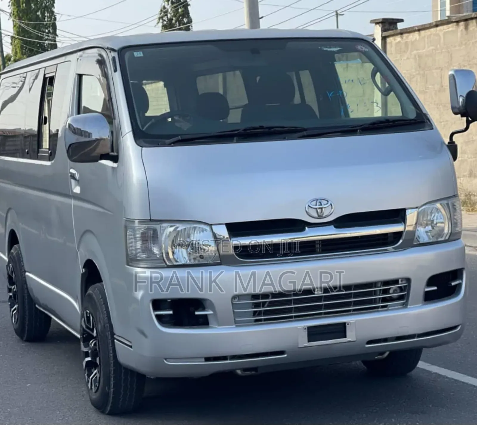 Toyota HiAce 2005 Silver
