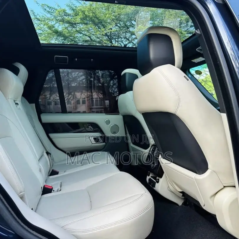 Land Rover Range Rover Vogue 2018 Blue