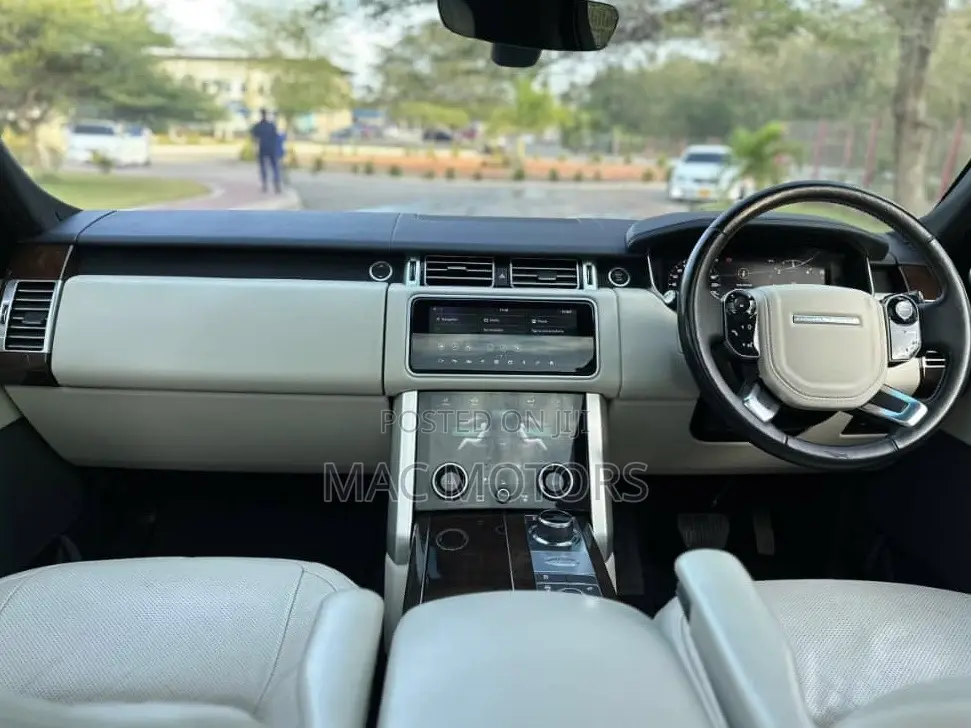 Land Rover Range Rover Vogue 2018 Blue