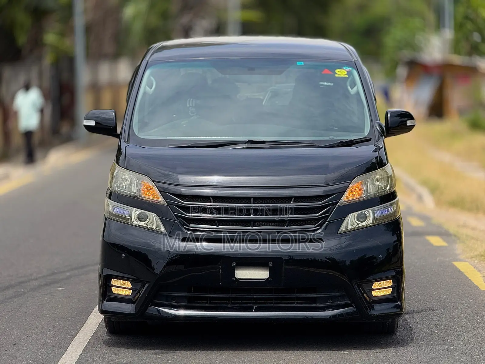 Toyota Vellfire 2010 Matt Black