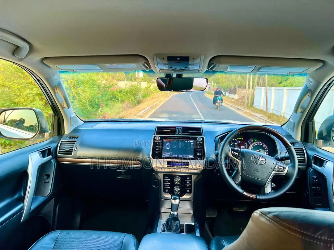 Toyota Land Cruiser Prado 2020 White