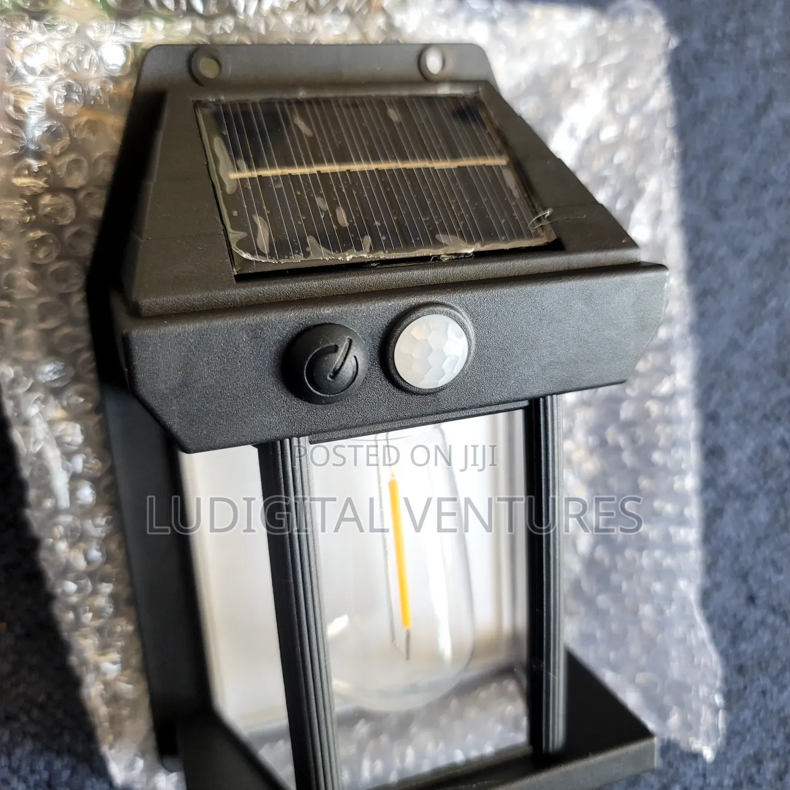 Taa Za Ukutani Za Sola /Outdoor Solar Light