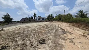 Photo - Plot for Sale CQMT 1300