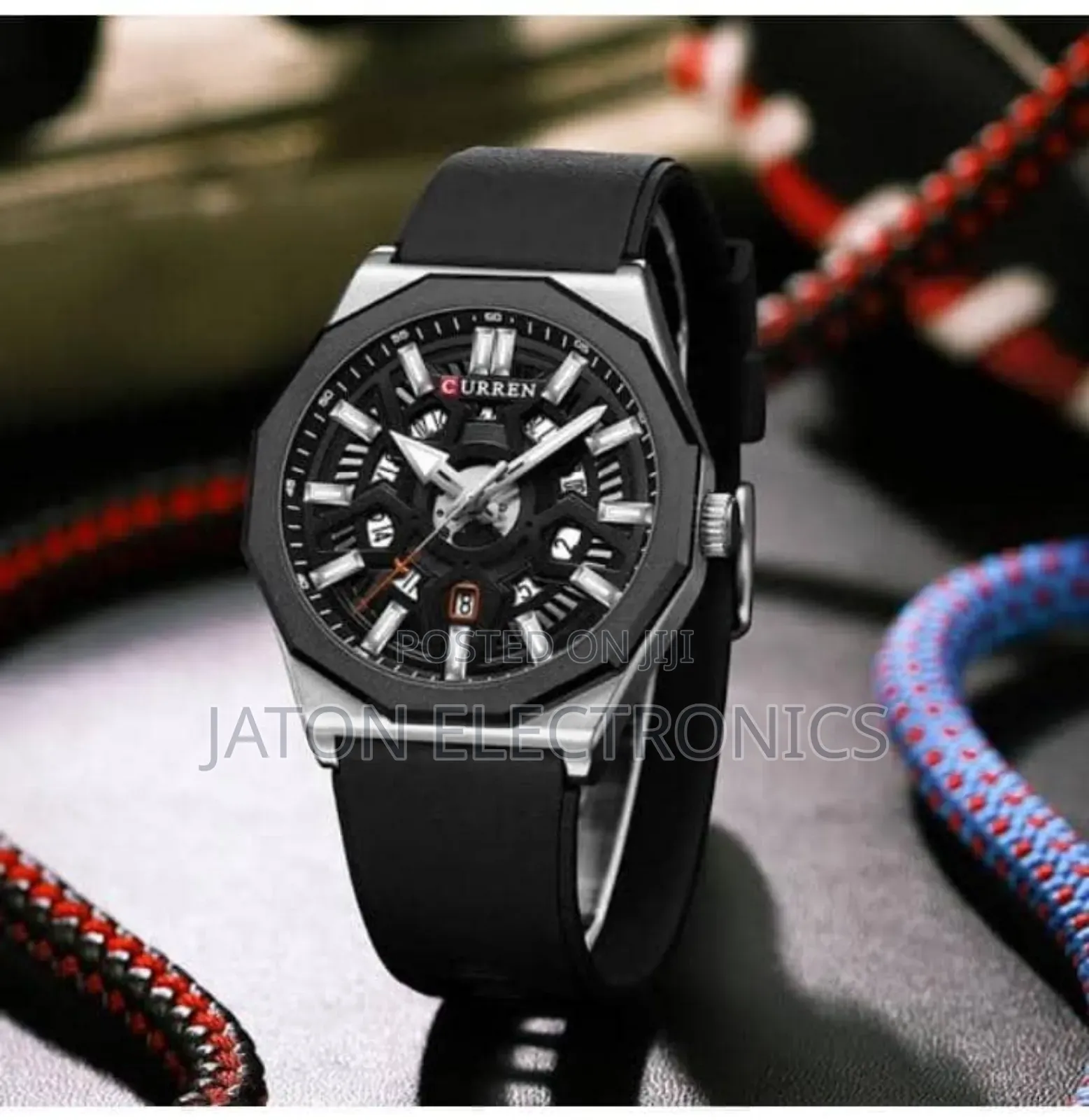 Model CURREN Original