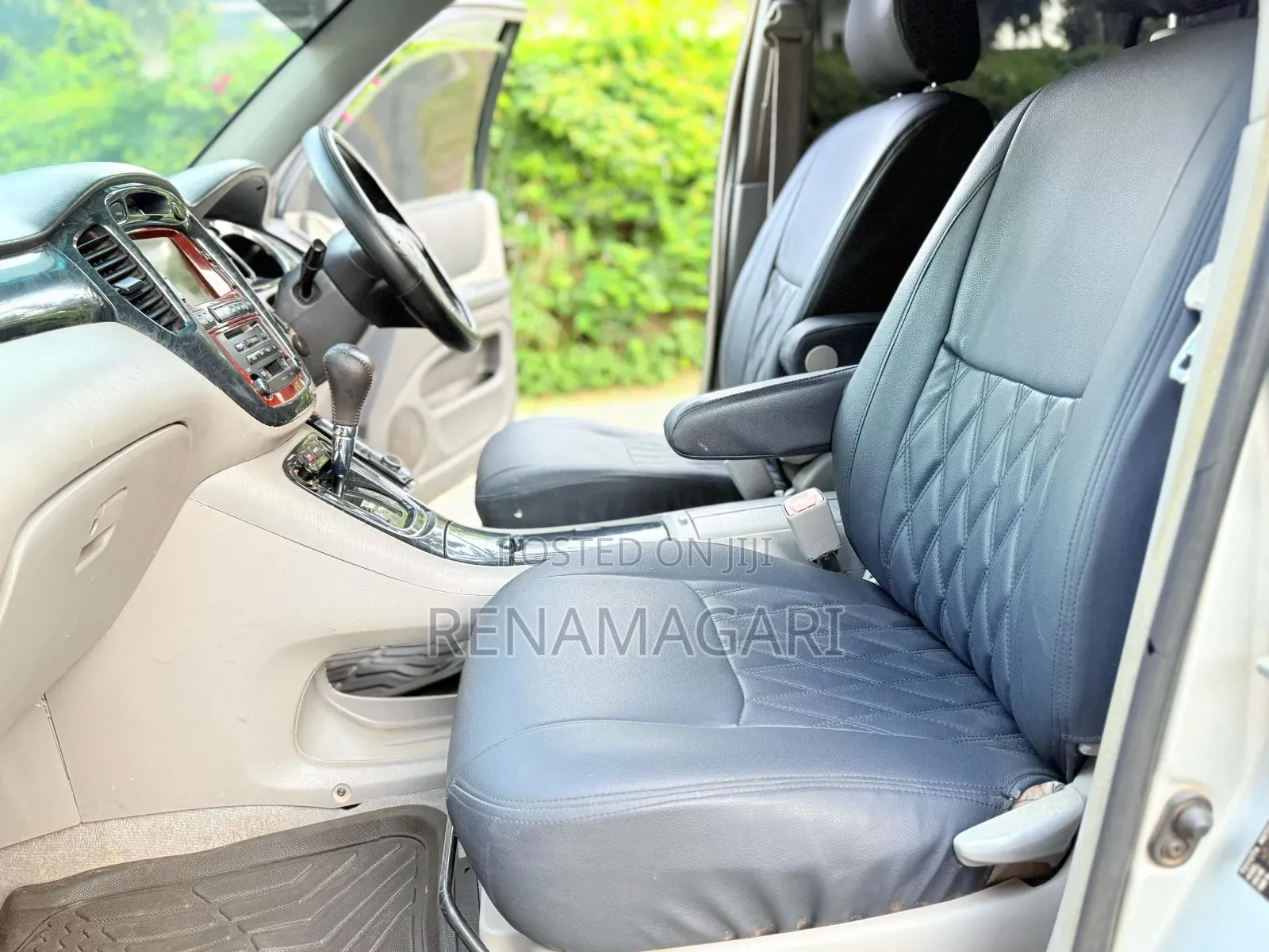Toyota Kluger 2004 Silver