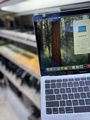 Laptop Apple MacBook Air 2020 16GB Intel Core I5 SSD 256GB