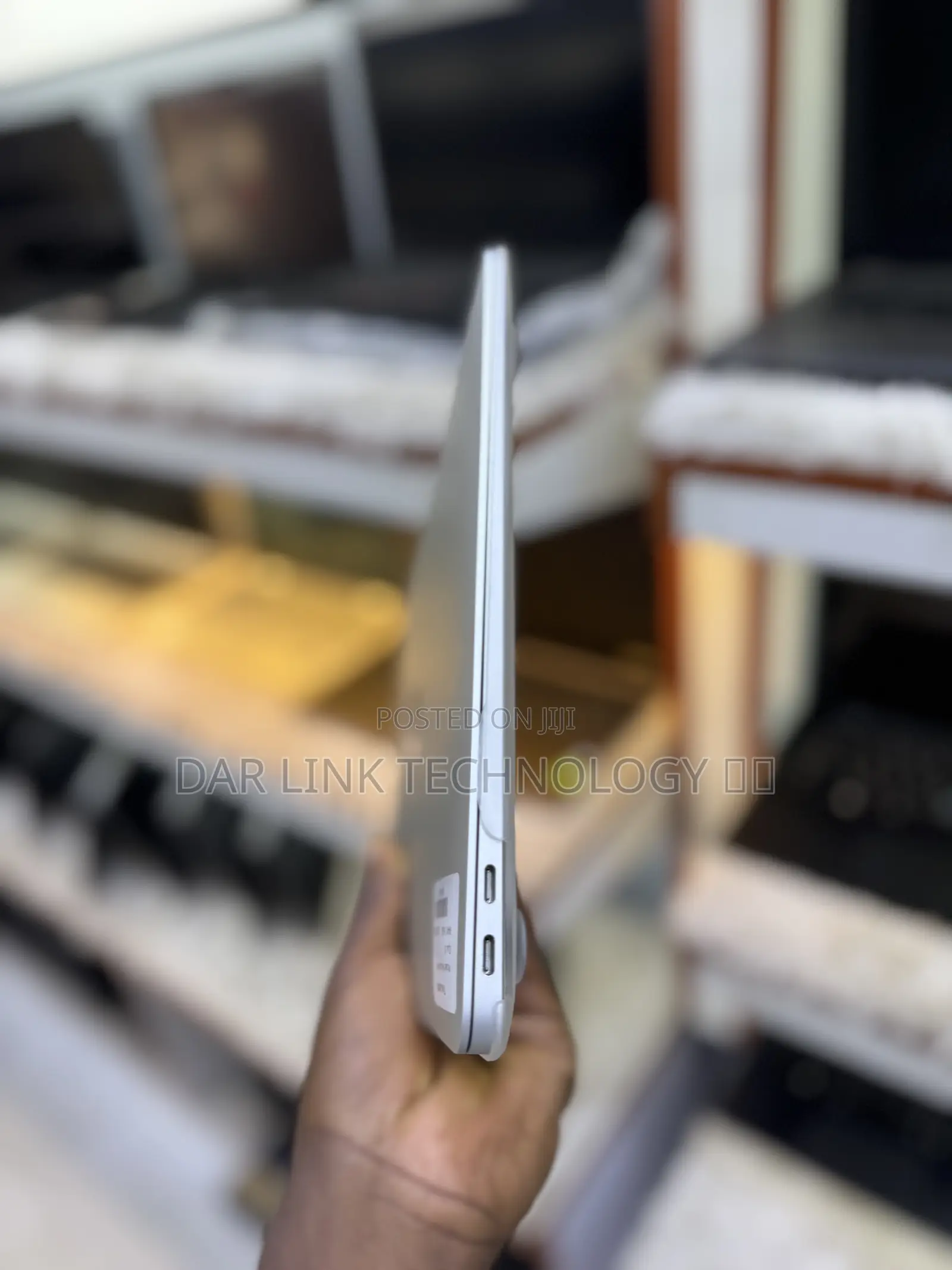 Laptop Apple MacBook Air 2020 16GB Intel Core I5 SSD 256GB