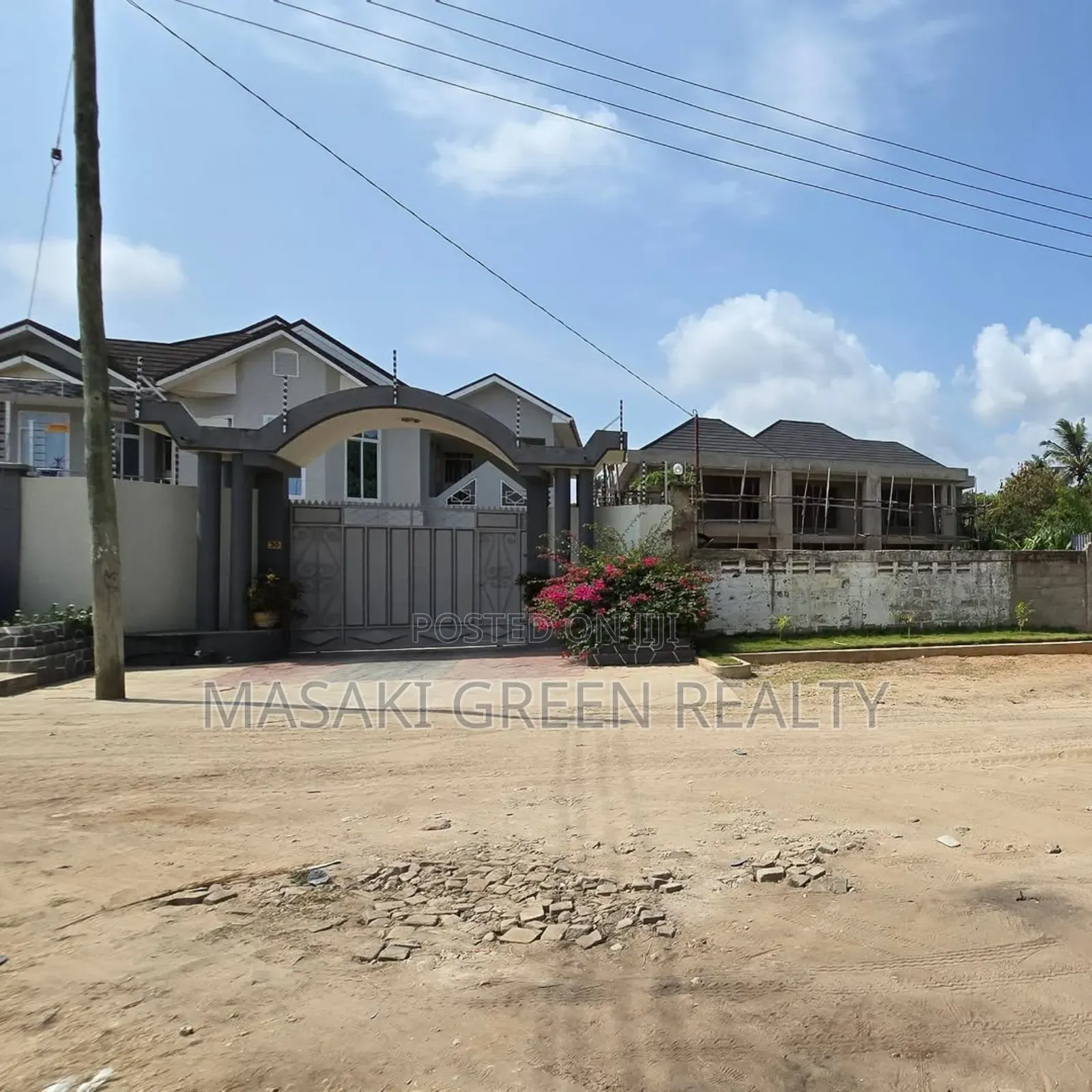 4bdrm House in Bahari Beach Estate, Kinondoni for sale