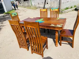 Dinning Table Classic Sana