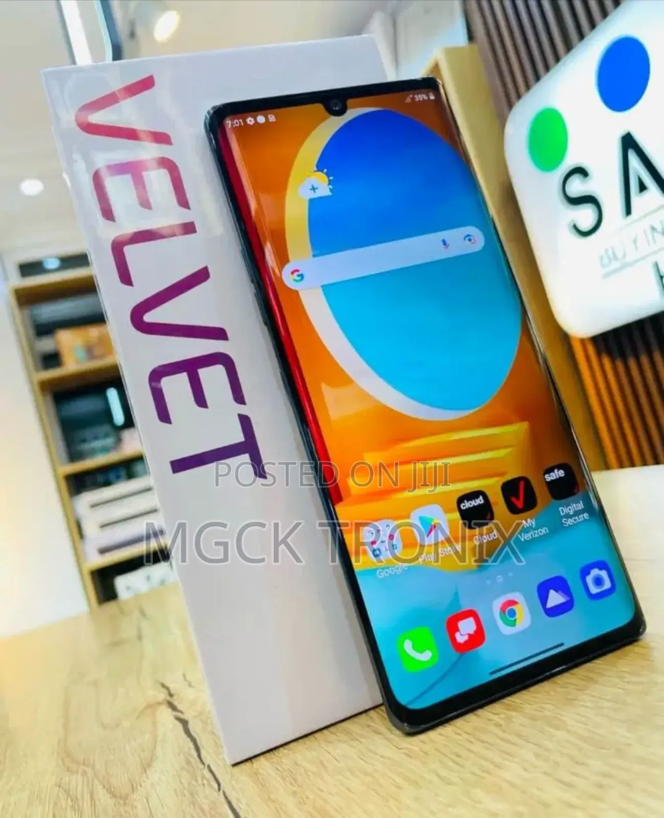 New LG Velvet 128 GB Black