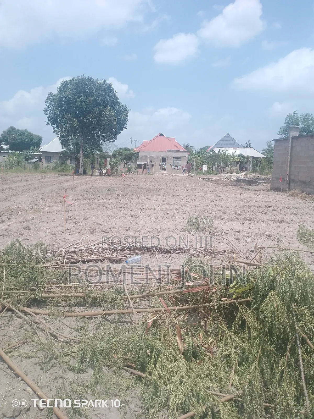 Kiwanja Sqmita 400 Kinauzwa Milioni 10 Majohe Viwege.