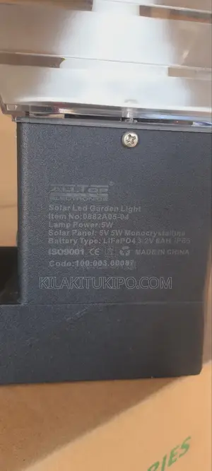 Solar LED Garden Light