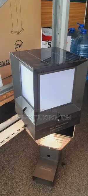Box Solar Garden Light