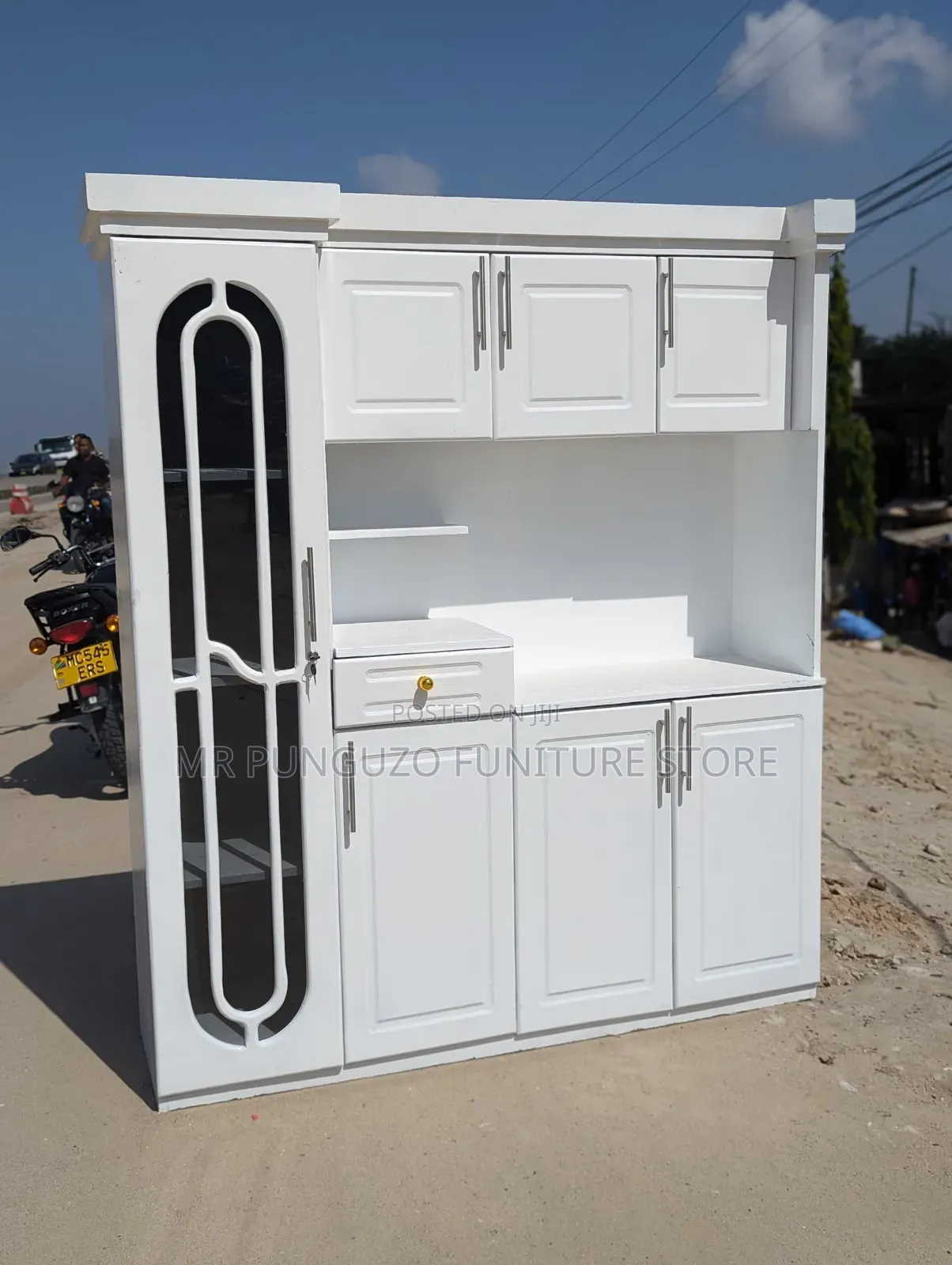 Kitchen Cabinet Classic Sana